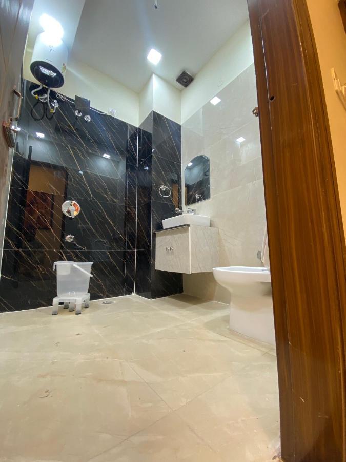Hotel Woodlark Zirakpur - A Peaceful Stay Ngoại thất bức ảnh